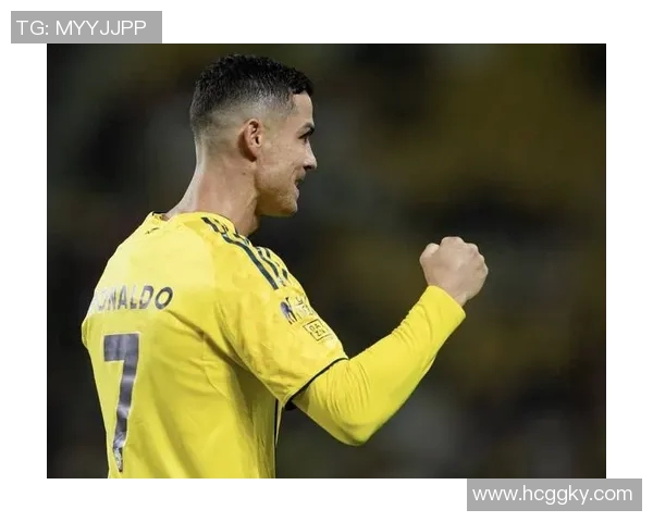 C罗在星空体育精彩表现梅开二度引领球队胜利的背后故事